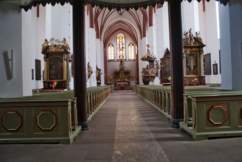 Plik:Parafialidzbarkapostołów1.jpg