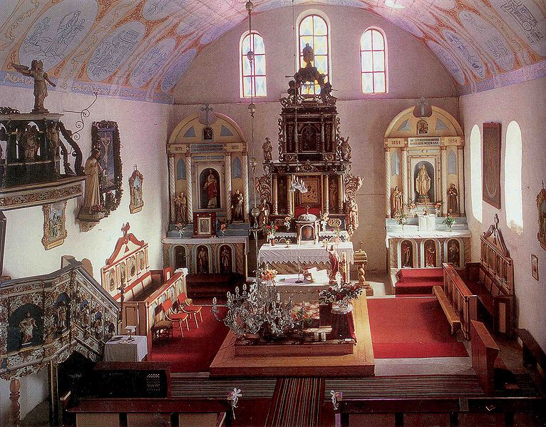 Plik:Kosciol magdalena pieszkowo 2.jpg