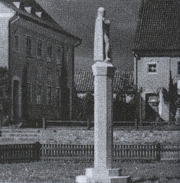 Plik:Pomnik von balka morag.jpg