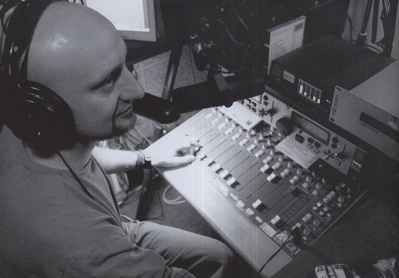 Plik:Radioel3.jpg