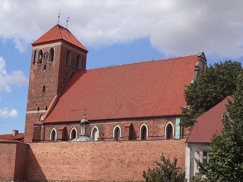 Plik:Kosciol lubawa 2.jpg