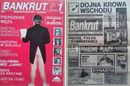 2 egzemplarze dwutygodnika "Super Bankrut" z 1993 r. wydane przez Andrzeja Cieślaka. Opracowanie graficzne: Józef Burniewicz. Publikowali: Janusz Segiet, Józef Burniewicz, Marek Książek, Anna Tuzimek, Krzysztof Dęga, Jerzy Lew Lewandowski i Andrzej Cieślak.