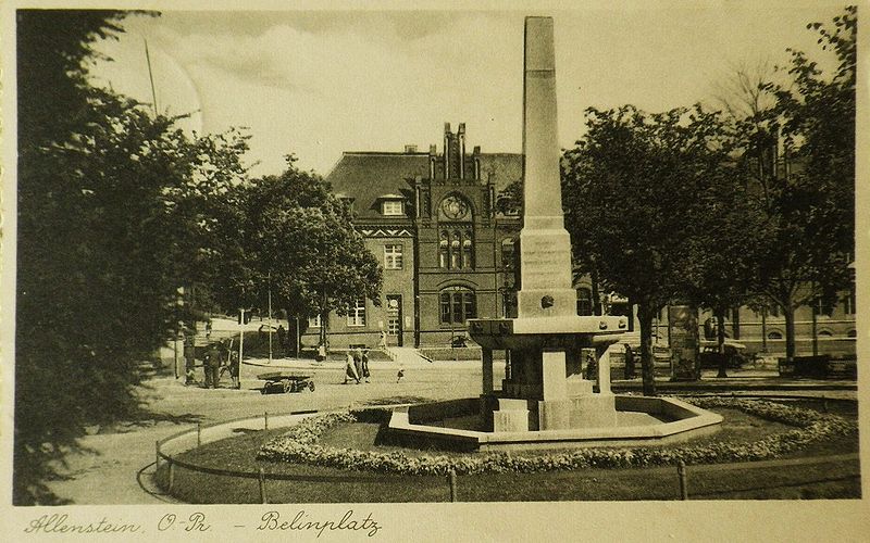 Plik:Obelisk schultze delitzscha olsztyn 3.jpg