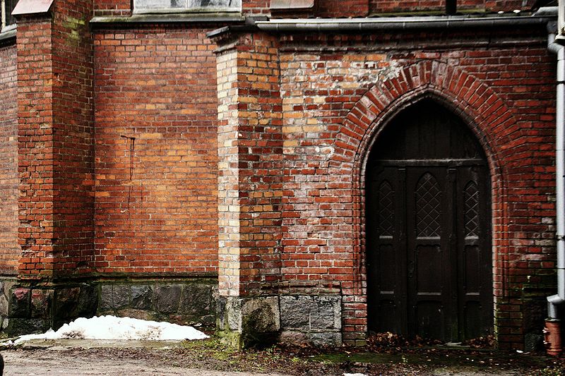 Plik:Kaplica szpital mariacki olsztyn 3.jpg
