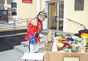 Prace podopiecznych Domu Pomocy Społecznej w Pałacu w Grazymach prezentowane były podczas VI Kiermaszu Świątecznego w Olsztynie, 12 grudnia 2014 r. Źródło: Archiwum Andrzeja Cieślaka