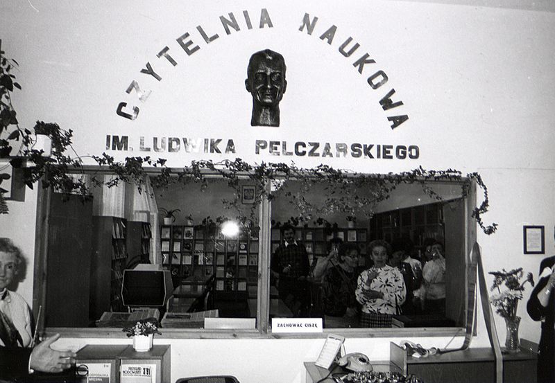 Plik:Bibliotekaart1.jpg